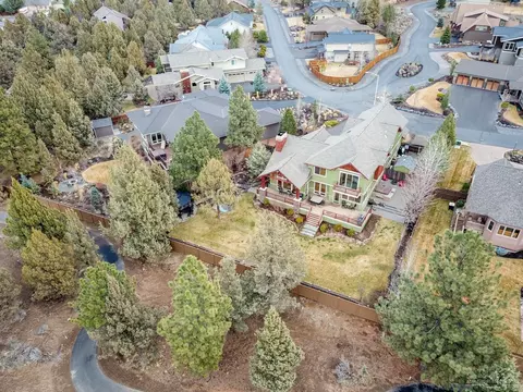 61007 Sky Harbor Dr, Bend, OR 97702 photo 25