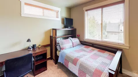 61007 Sky Harbor Dr, Bend, OR 97702 photo 20