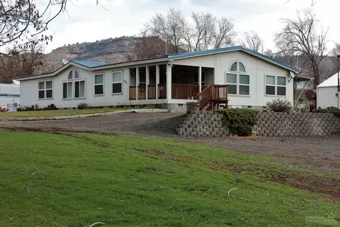 105 Main St, Spray, OR 97874 photo 1