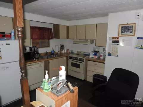 106 2nd St, Spray, OR 97874 photo 2
