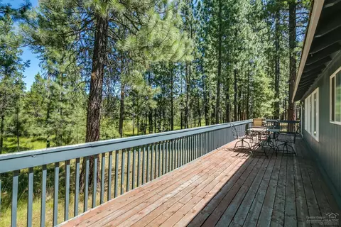 17184 Island Loop Way, Bend, OR 97707 photo 17