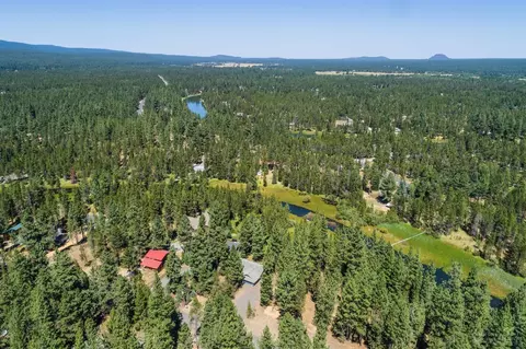 17184 Island Loop Way, Bend, OR 97707 photo 23