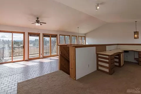 62040 Warbow Pl, Bend, OR 97701 photo 11