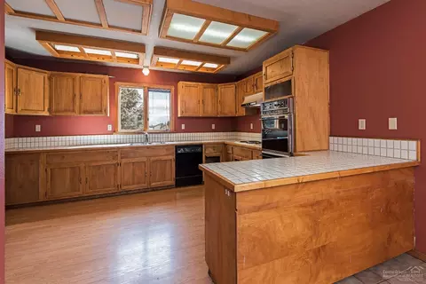 62040 Warbow Pl, Bend, OR 97701 photo 3