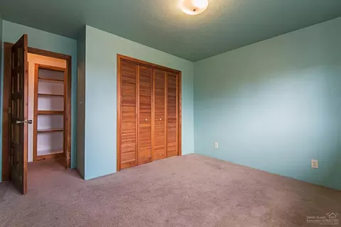 62040 Warbow Pl, Bend, OR 97701 photo 9