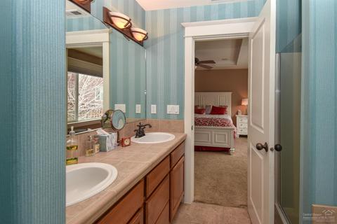 2833 NE Forum Dr, Bend, OR 97701 photo 15