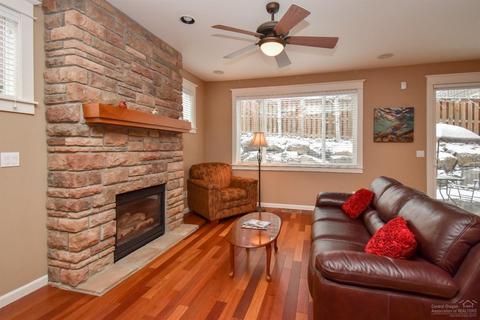 2833 NE Forum Dr, Bend, OR 97701 photo 6