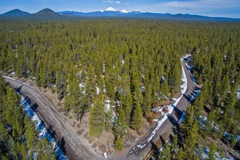 17000 Shawnee Cir, Bend, OR 97707 photo 6