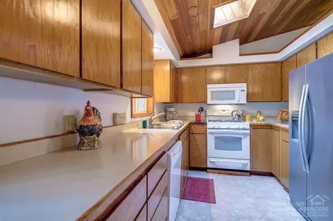 57712 Filbert Ln, Sunriver, OR 97707 photo 11