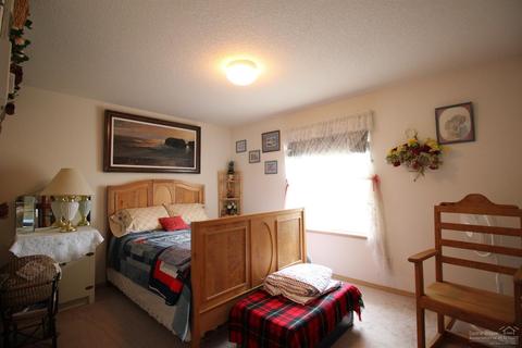 67006 Central St, Bend, OR 97703 photo 22