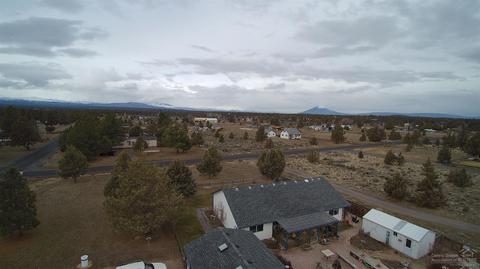67006 Central St, Bend, OR 97703 photo 2