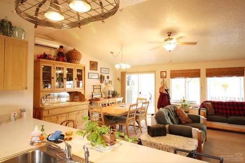 67006 Central St, Bend, OR 97703 photo 13