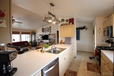 67006 Central St, Bend, OR 97703 photo 15