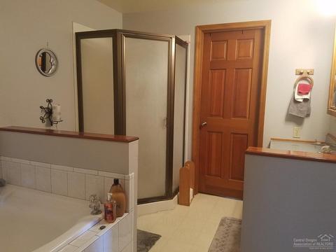 22221 Nelson Rd, Bend, OR 97701 photo 14