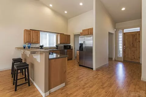 2913 NE Marea Dr, Bend, OR 97701 photo 3