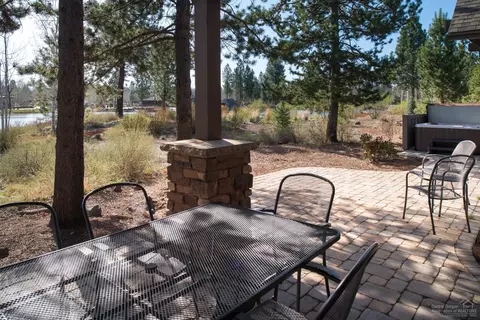 56550 Dancing Rock Loop, Bend, OR 97707 photo 19