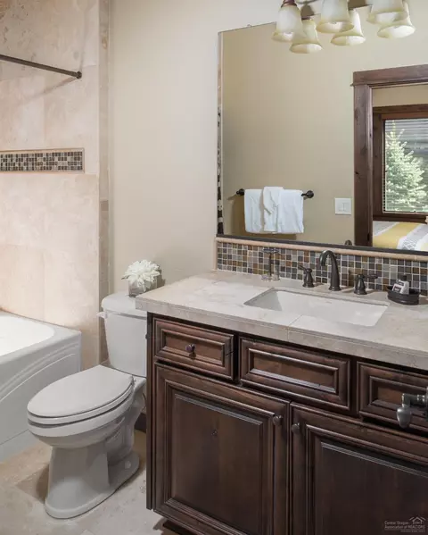 56550 Dancing Rock Loop, Bend, OR 97707 photo 15
