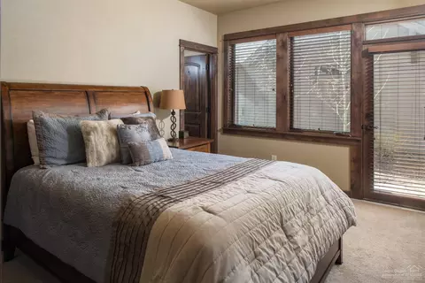 56550 Dancing Rock Loop, Bend, OR 97707 photo 12