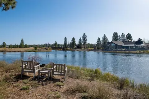 56550 Dancing Rock Loop, Bend, OR 97707 photo 1