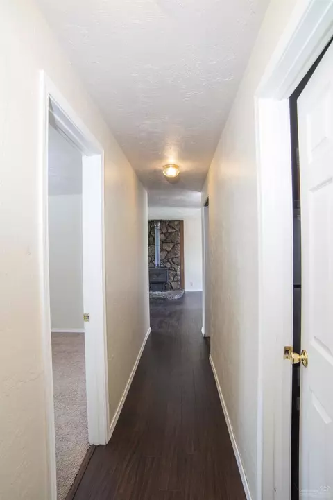 20622 NE Colt Ln, Bend, OR 97701 photo 9