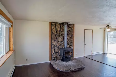 20622 NE Colt Ln, Bend, OR 97701 photo 3