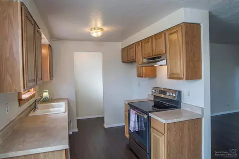 20622 NE Colt Ln, Bend, OR 97701 photo 7