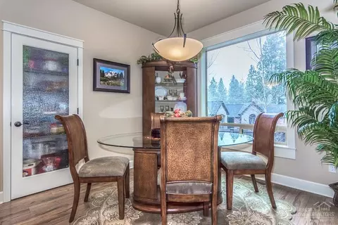 60320 Addie Triplett Loop, Bend, OR 97702 photo 5