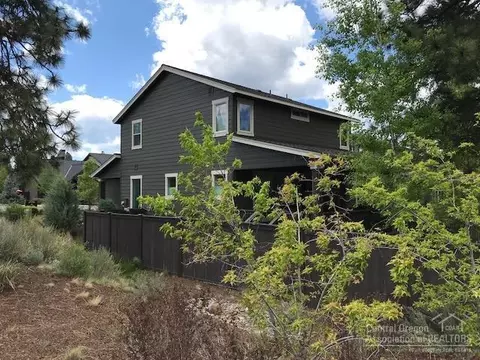 60320 Addie Triplett Loop, Bend, OR 97702 photo 22