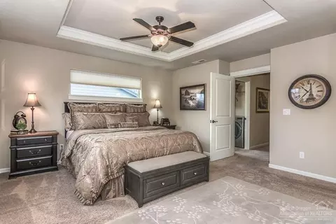 60320 Addie Triplett Loop, Bend, OR 97702 photo 11