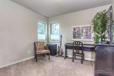 60320 Addie Triplett Loop, Bend, OR 97702 photo 15