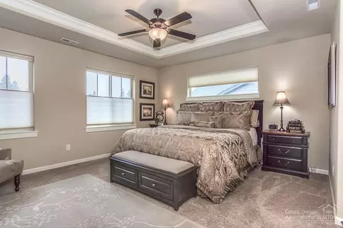 60320 Addie Triplett Loop, Bend, OR 97702 photo 10