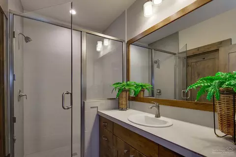 60403 Kangaroo Loop, Bend, OR 97702 photo 13