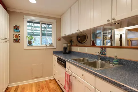 20235 Rae Rd, Bend, OR 97702 photo 9