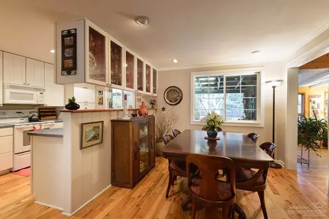 20235 Rae Rd, Bend, OR 97702 photo 7