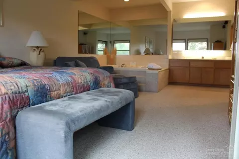 57315 Beaver Ridge Loop, Sunriver, OR 97707 photo 15