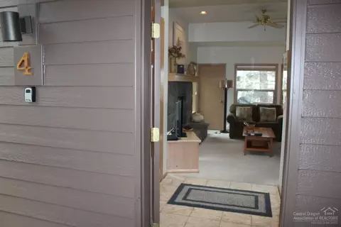 57315 Beaver Ridge Loop, Sunriver, OR 97707 photo 1