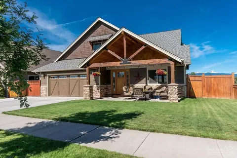 63407 Barton View Pl, Bend, OR 97701 photo 1