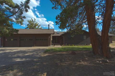 21871 Katie Dr, Bend, OR 97701 photo 3
