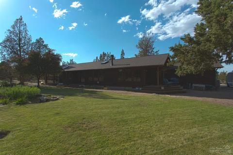 21871 Katie Dr, Bend, OR 97701 photo 2