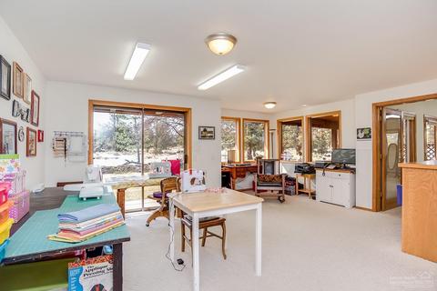 21871 Katie Dr, Bend, OR 97701 photo 18