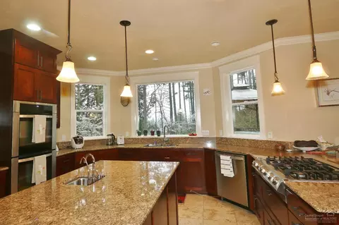 2985 Summit Sky Blvd, Eugene, OR 97405 photo 9