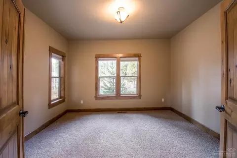 56205 Trailmere Cir, Bend, OR 97707 photo 14