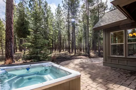 56205 Trailmere Cir, Bend, OR 97707 photo 20