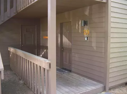 57377 Beaver Ridge Loop, Sunriver, OR 97707 photo 2