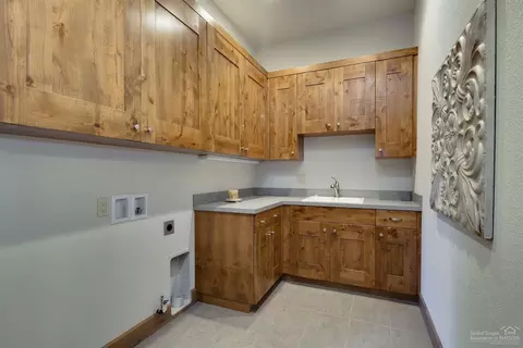 60484 Kangaroo Loop, Bend, OR 97702 photo 14