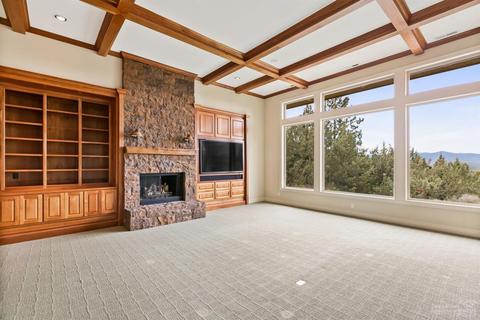 2002 NW Perspective Dr, Bend, OR 97703 photo 7