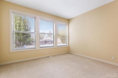 2002 NW Perspective Dr, Bend, OR 97703 photo 24
