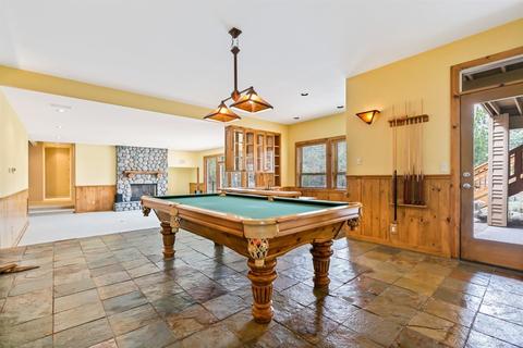 2002 NW Perspective Dr, Bend, OR 97703 photo 16