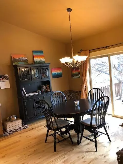 61430 Linton Loop, Bend, OR 97702 photo 5