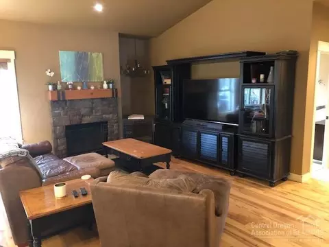 61430 Linton Loop, Bend, OR 97702 photo 6